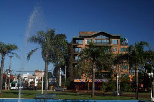 Edificio Nicolas Y Marcelo Siry Posadas Zewnętrze zdjęcie