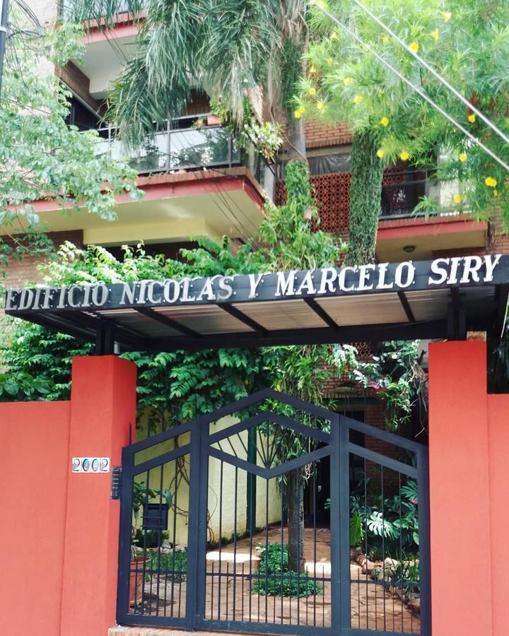 Edificio Nicolas Y Marcelo Siry Posadas Zewnętrze zdjęcie